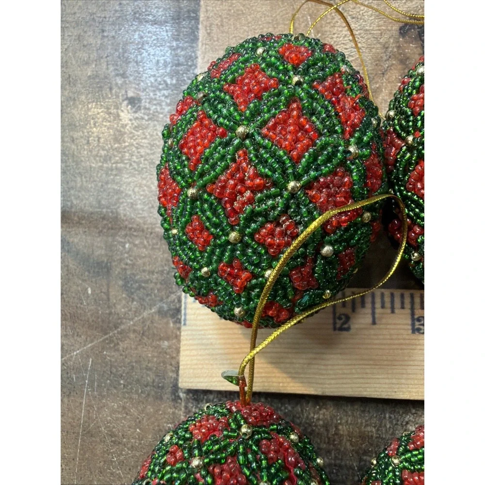 Lot 4 Vtg Hand Beaded Seed Bead Egg Christmas Tree Ornaments Red Green Geometric